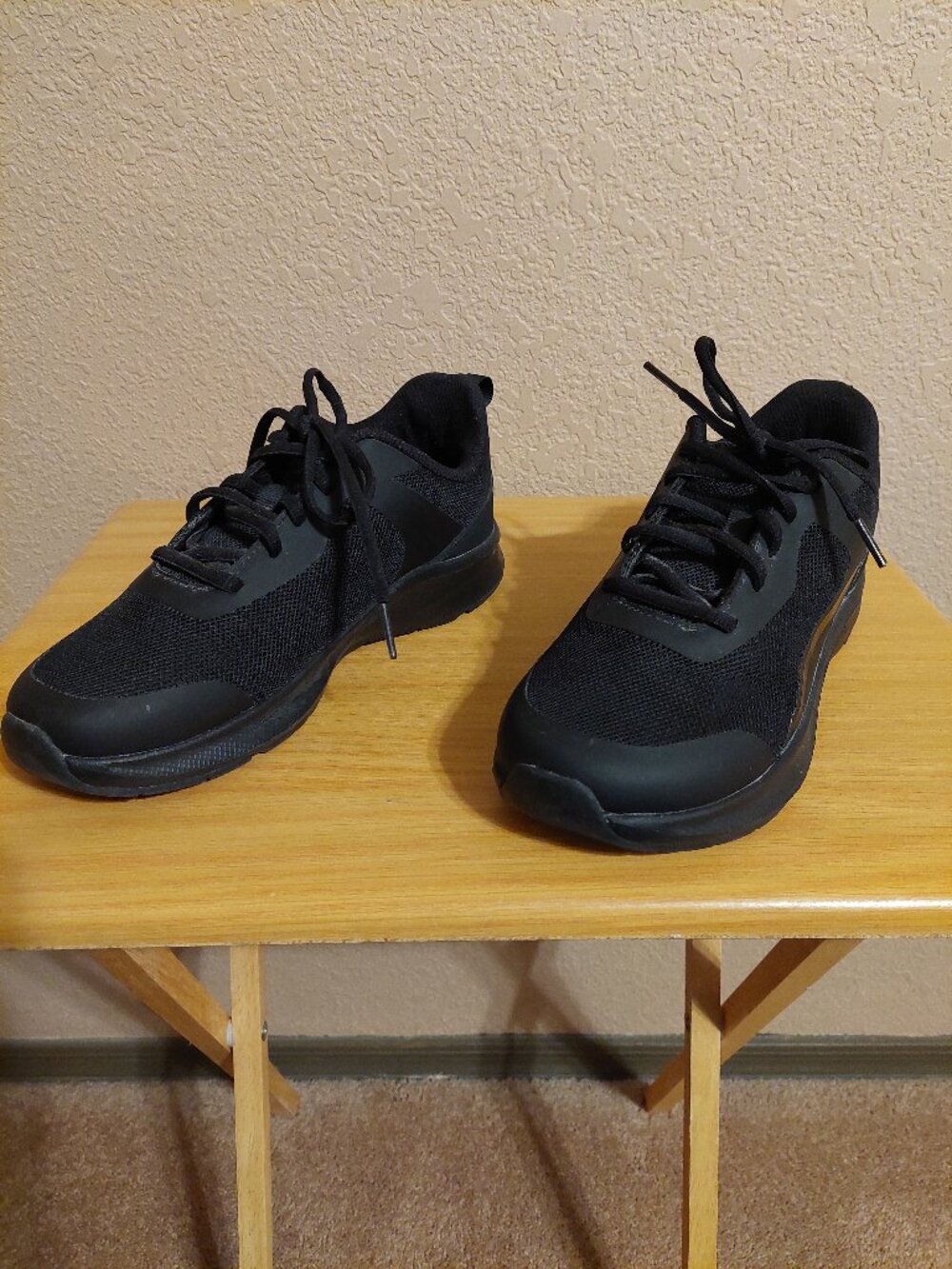 Women's Lifestyle Mesh Jogger Sneakers